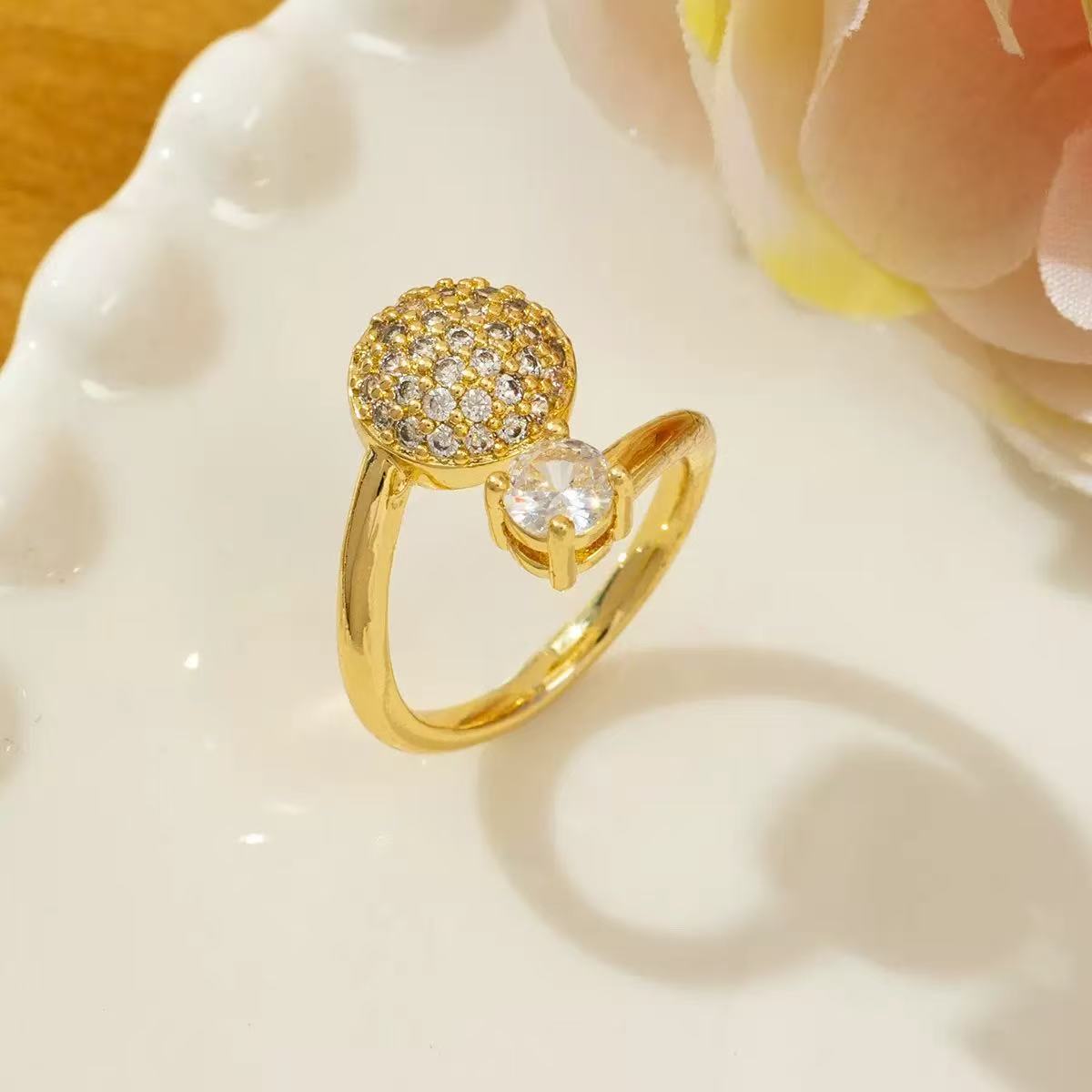 18K Teardrop Zirconia Open Ring