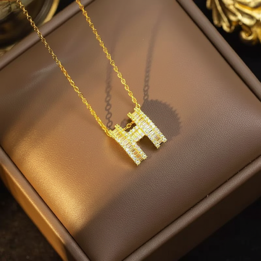 Full Diamond H Jewelry Set
