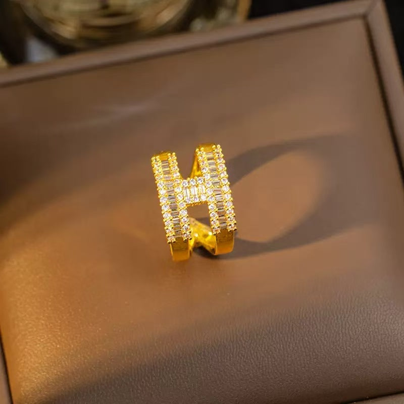 Full Diamond H Jewelry Set