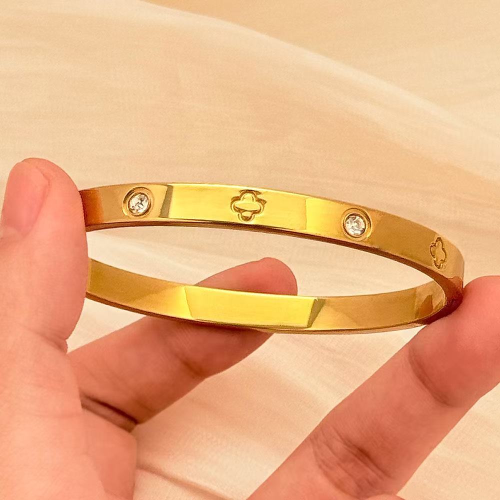 18K Diamond-Studded Bracelet