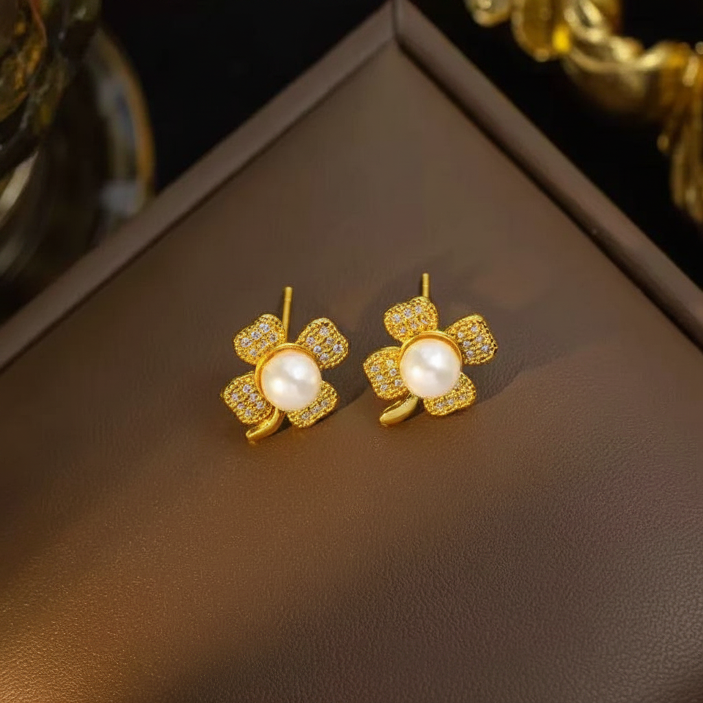 Crystal Clover Pearl Jewelry Set
