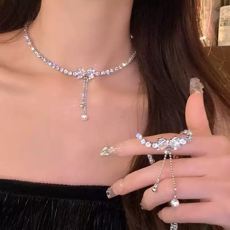Pearl Bow Necklace