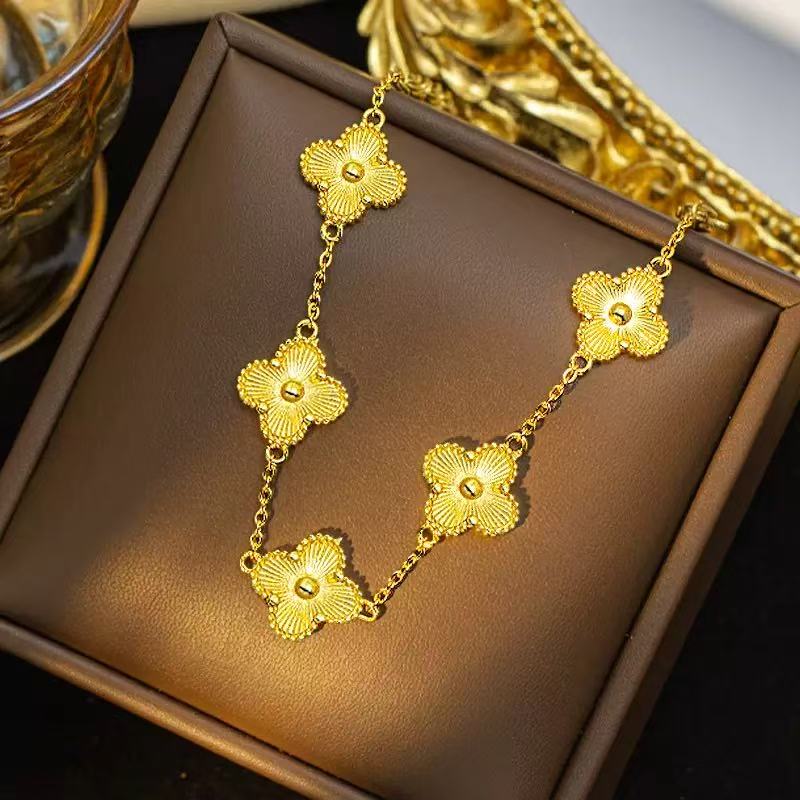 Four-Leaf Clover Titanium Steel Jewelry Set