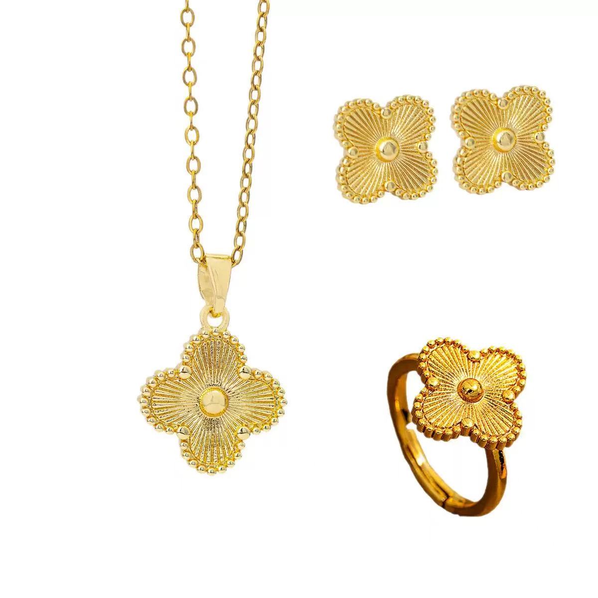 Four-Leaf Clover Titanium Steel Jewelry Set