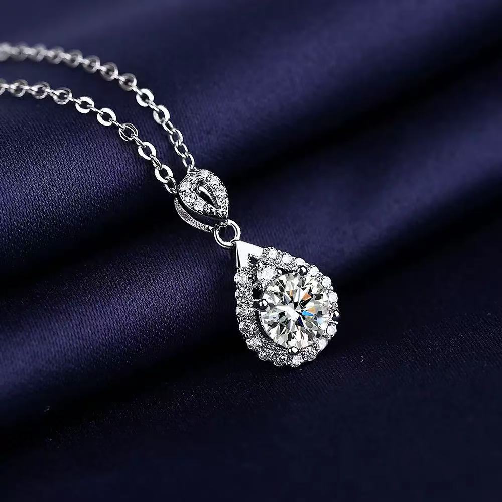 Teardrop 1 Carat Moissanite Diamond Necklace
