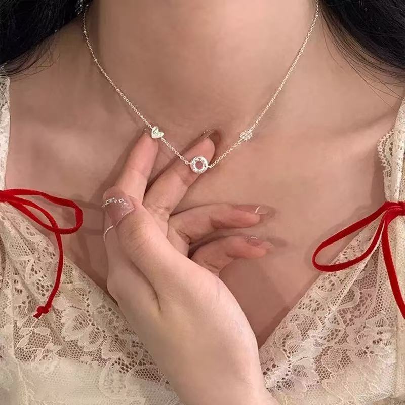 S925 Sterling Silver Heart Donut Necklace