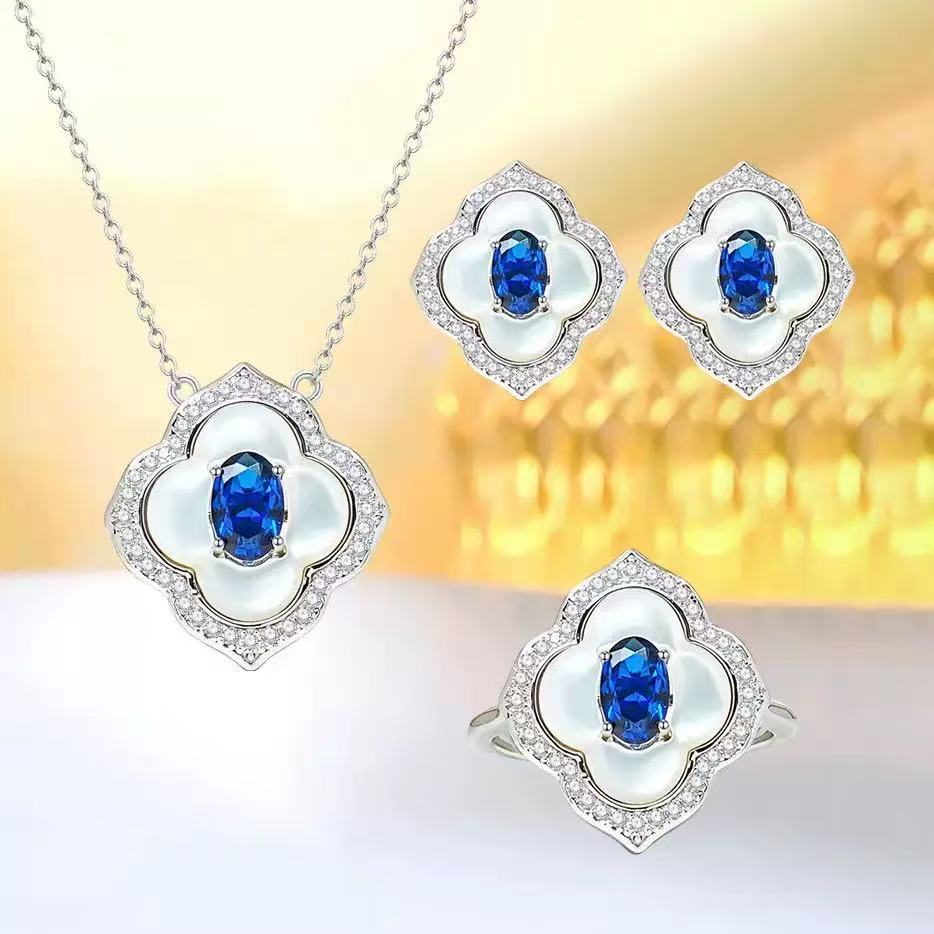 Blue Four-Leaf Clover Mother-of-Pearl Jewelry Set