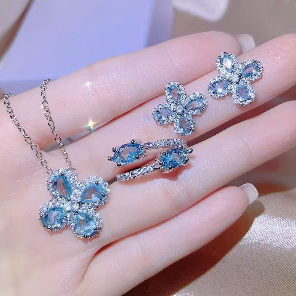 Aquamarine Four-Leaf Clover Jewelry Set