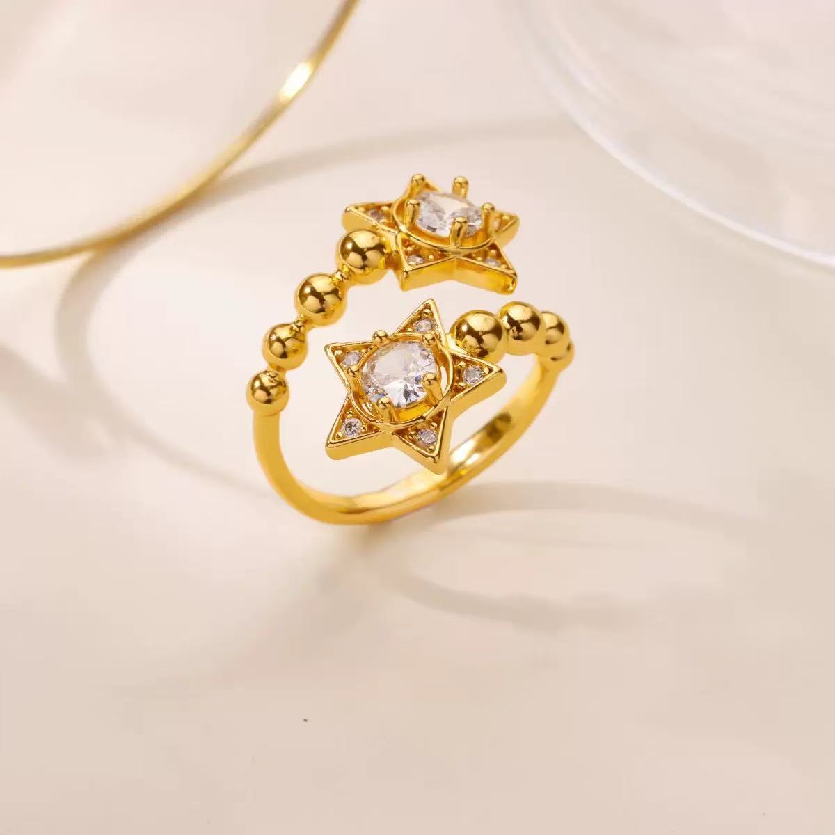 18k Zirconia Open Ring