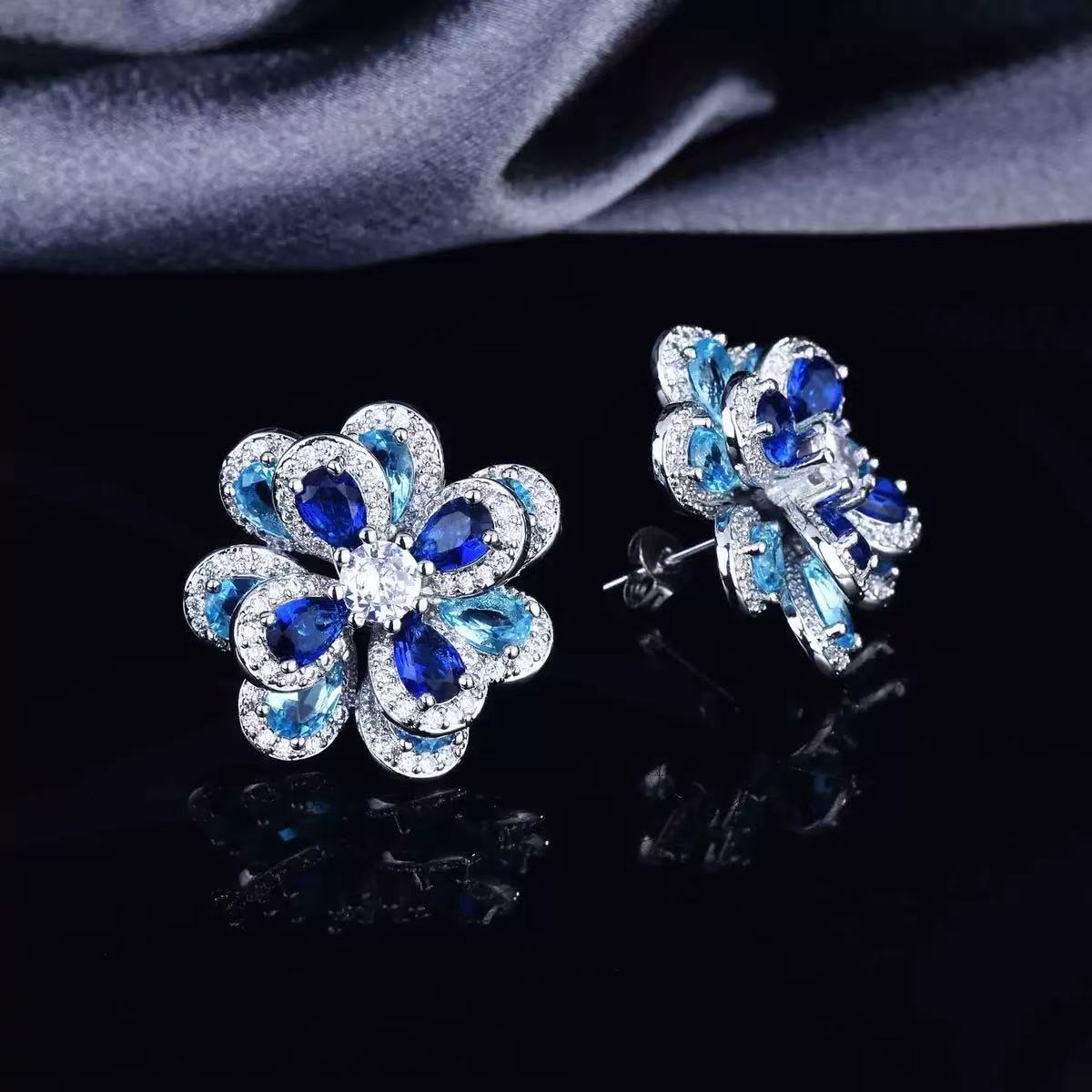 Multicolor Zircon Flower Jewelry Set