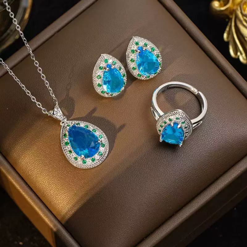Lake Blue Teardrop Copper Crystal Jewelry Set