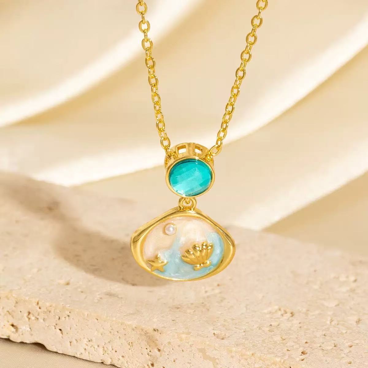 Ocean Series Copper Gold Plated Crab Pearl Zircon Necklace