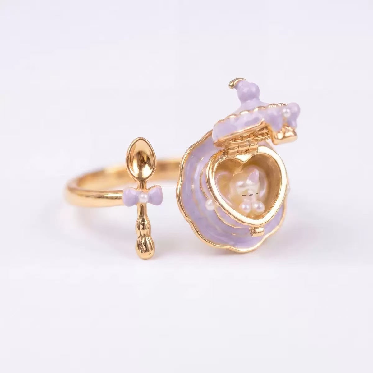 18K Gold Cup Opening Necklace