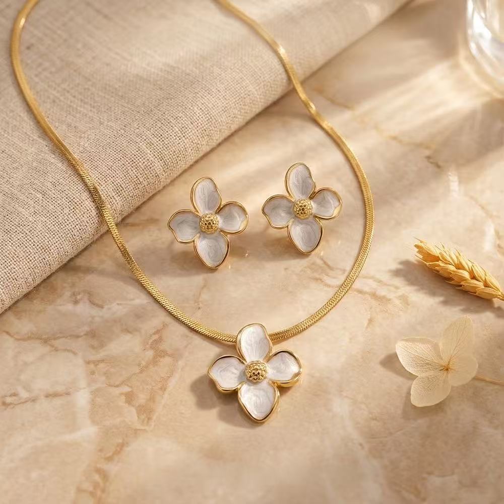 Titanium Steel Enamel Flower Necklace Set