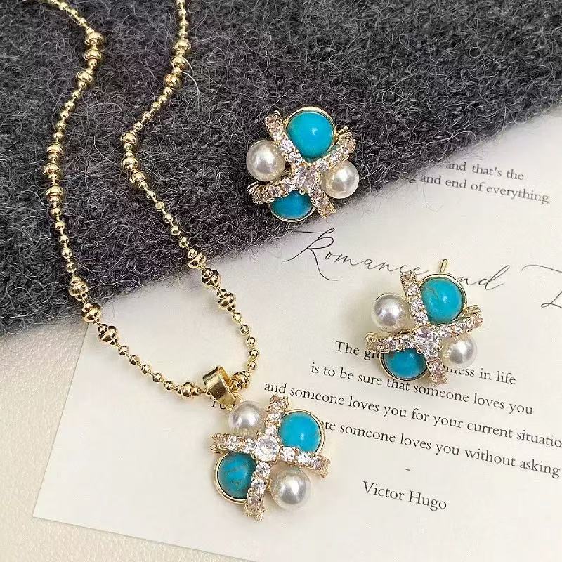 Four-Leaf Flower Pearl Zircon Turquoise Necklace
