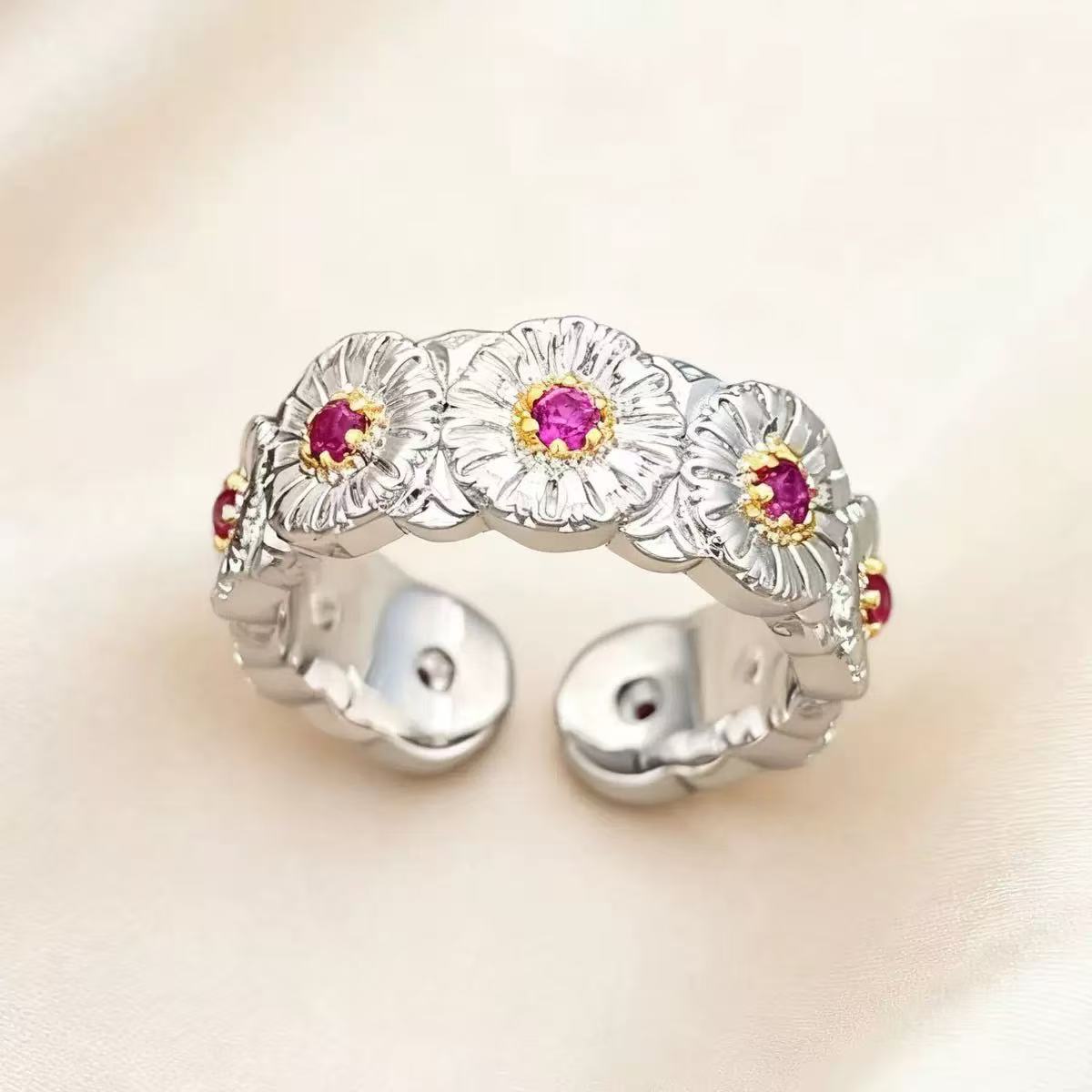 18K Gold Daisy Open Ring