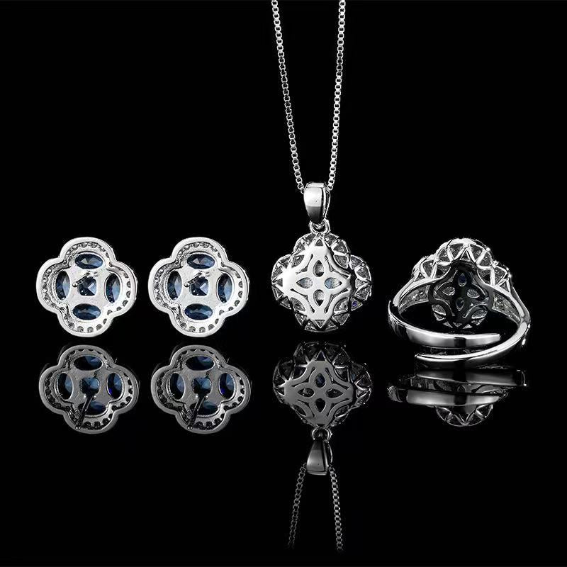 Blue Spinel Four-Leaf Clover Jewelry Set