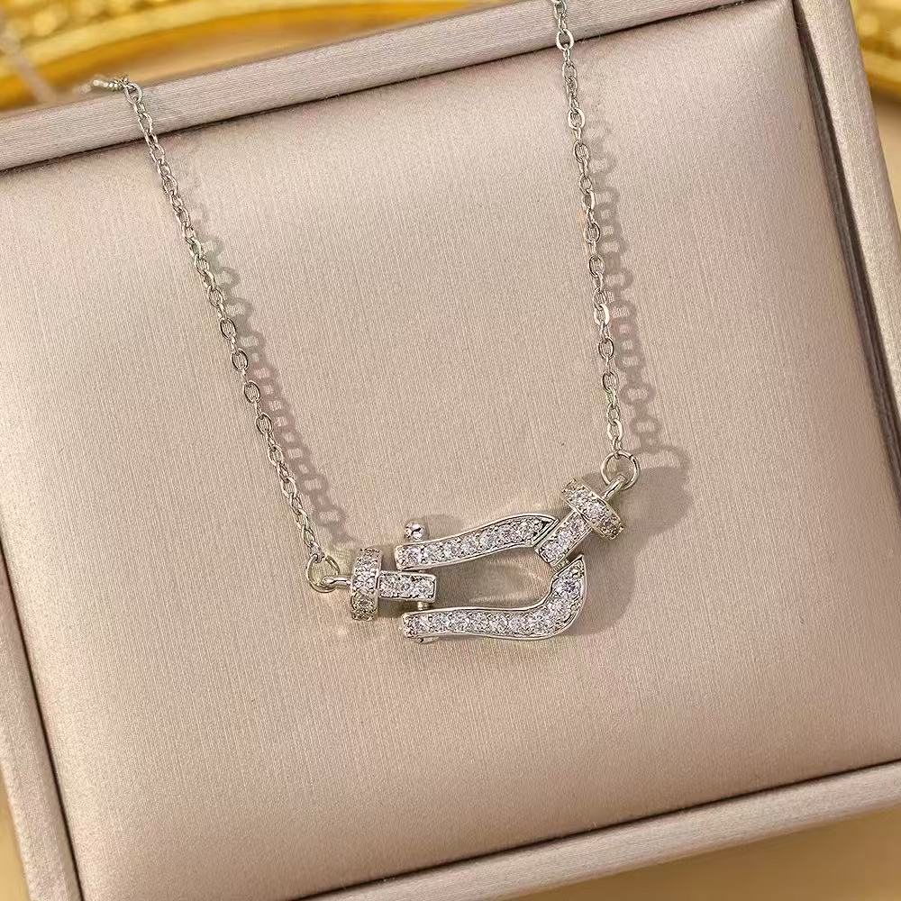 Titanium Steel Horseshoe Necklace