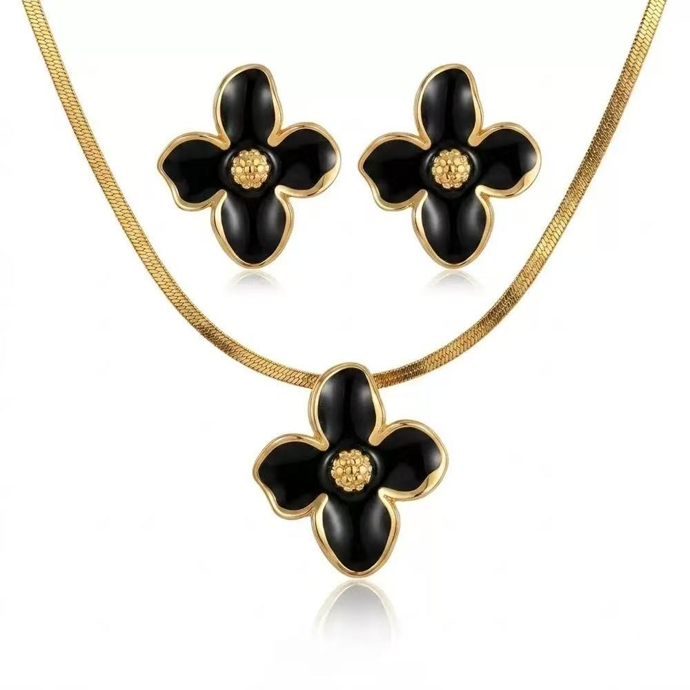 Titanium Steel Enamel Flower Necklace Set