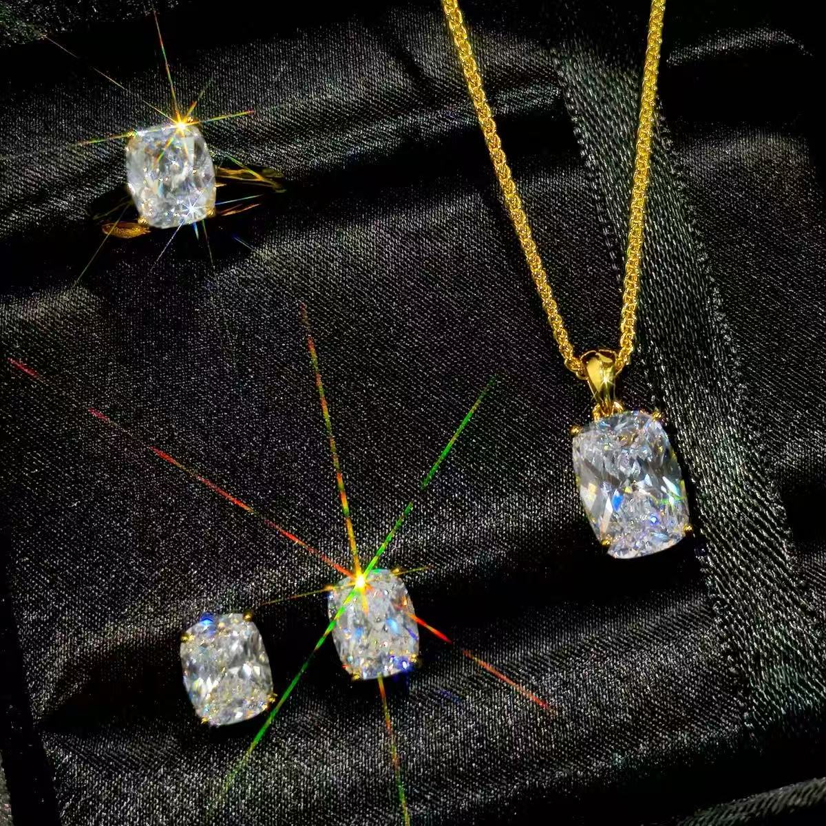 Ice Crystal Sparkling Zirconia Jewelry Set