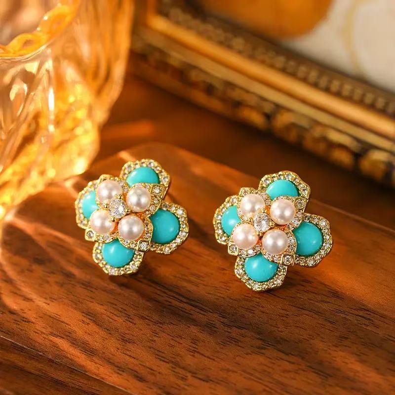 Luxury Blue Turquoise Flower Necklace