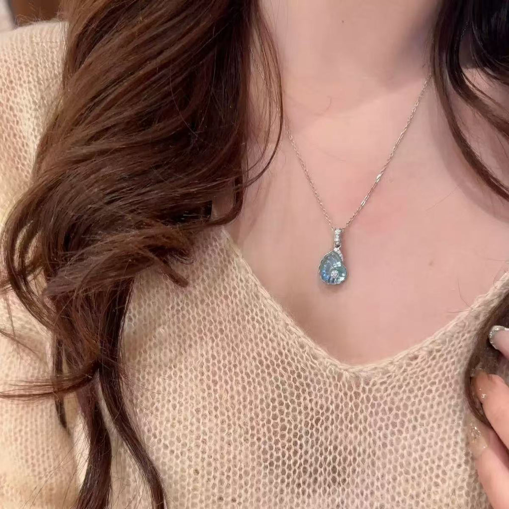 Vintage-Inspired Conch Shell Necklace Set