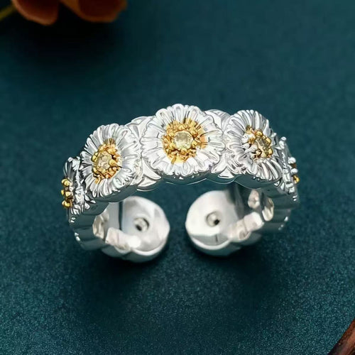 18K Gold Daisy Open Ring