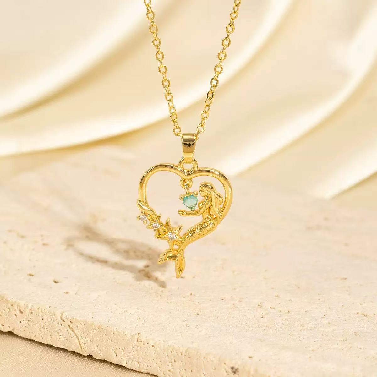 Ocean Series Copper Gold Plated Crab Pearl Zircon Necklace
