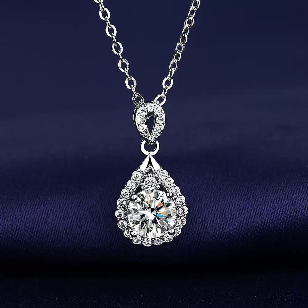 Teardrop 1 Carat Moissanite Diamond Necklace