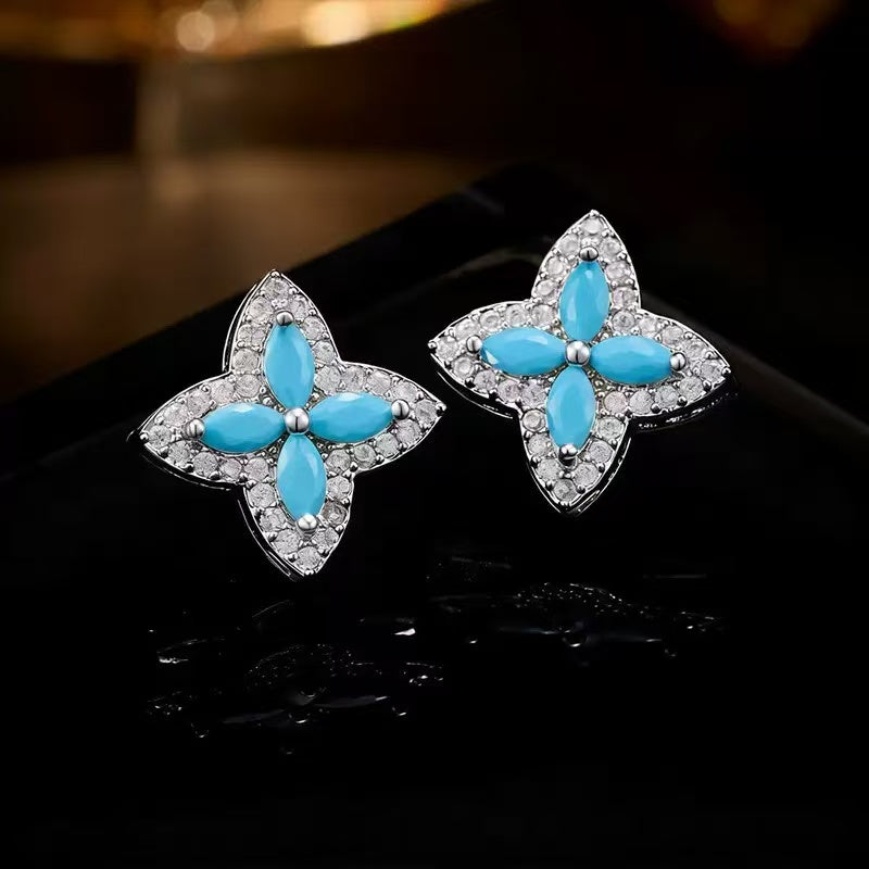 Turquoise Four-Leaf Clover Floral Necklace Set